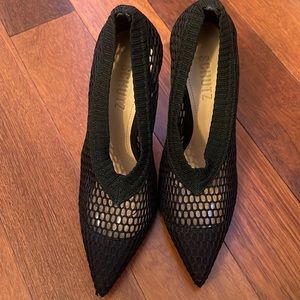 NWT- Schutz knit mesh black pump size 36.5(6 1/2).